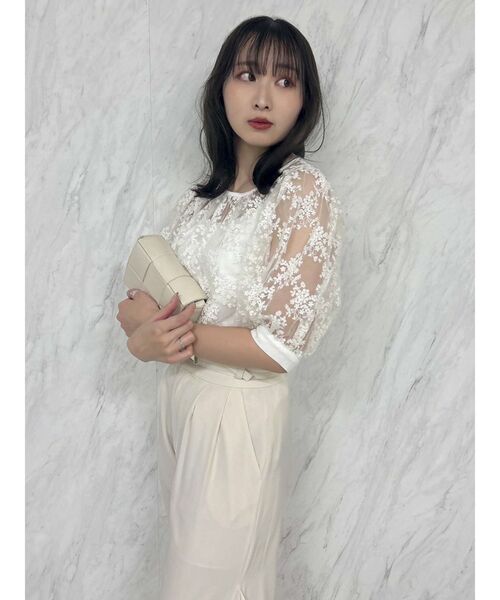 dazzlin(ダズリン)の「チュール刺繍ブラウス(シャツ/ブラウス・レディース・ブラック/オフホワイト/ブルー・FREE)」の20枚目の写真