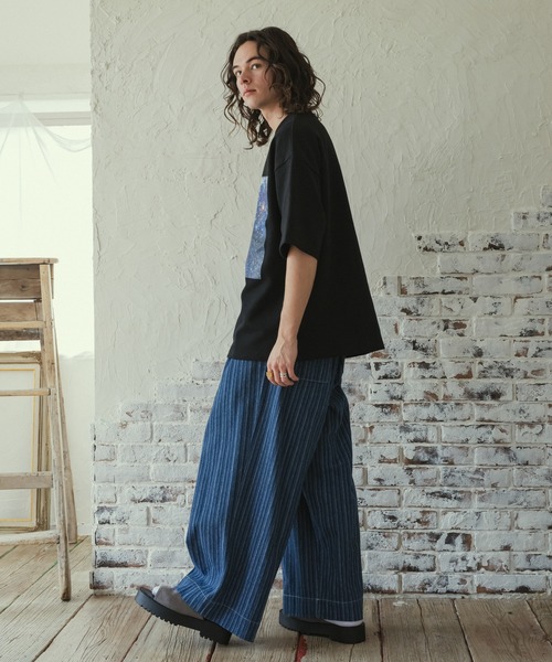 CASPER JOHN(キャスパージョン)の「Belted stripe denim pants/ベルテッドストライプデニムパンツ(デニムパンツ・メンズ・ブラック/インディゴブルー・LARGE/MEDIUM/SMALL/X-SMALL)」の8枚目の写真