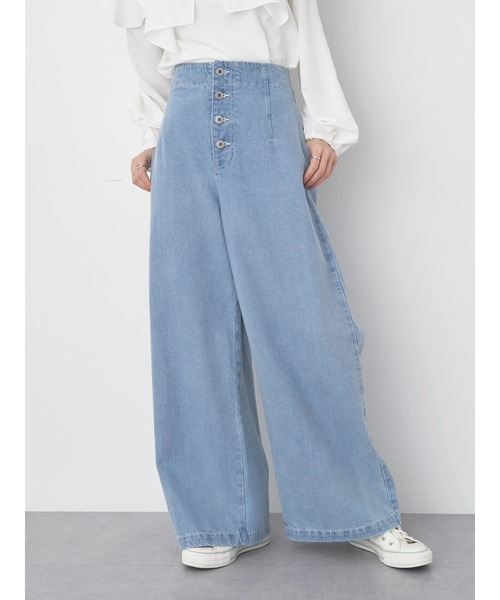 earth music&ecology（アースミュージックアンドエコロジー）の「ボタンフライワイドデニムパンツ（デニムパンツ・レディース・インディゴブルー/ライトインディゴブルー・S/M）」の5枚目の写真