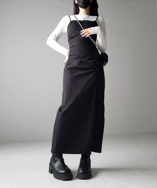 me+em select（ミームセレクト）の「※※【 ３size ／ ３color 】深スリットタックギャザータイトキャミワンピース（ワンピース・レディース・チャコール/ブラック/ライトグレー・LARGE/MEDIUM/SMALL）」の9枚目の写真