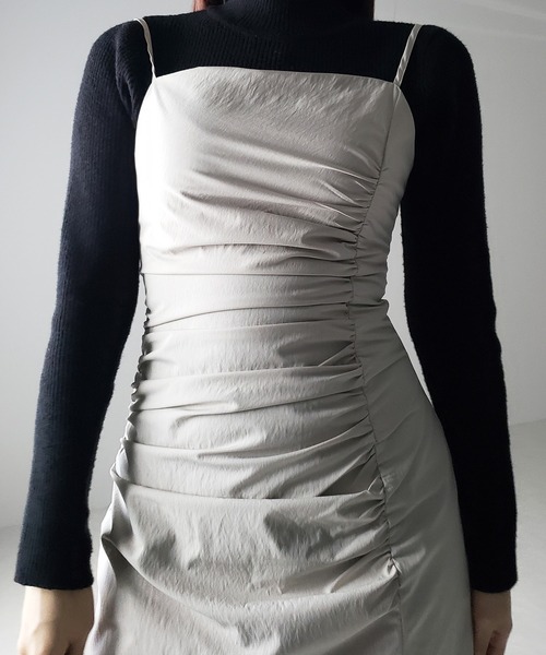 me+em select（ミームセレクト）の「※※【 ３size ／ ３color 】深スリットタックギャザータイトキャミワンピース（ワンピース・レディース・チャコール/ブラック/ライトグレー・LARGE/MEDIUM/SMALL）」の21枚目の写真