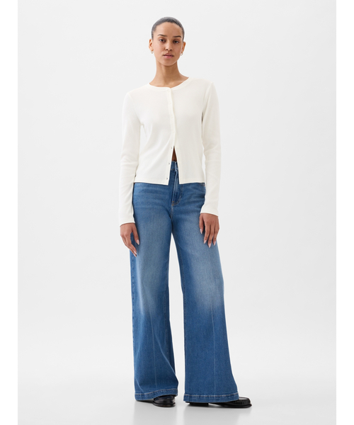GAP（ギャップ）の「モダン リブ カーディガン シャツ（カーディガン/ボレロ・レディース・ホワイト/ブラック/グレー・XS/S/M/L/XL/XXS）」の9枚目の写真