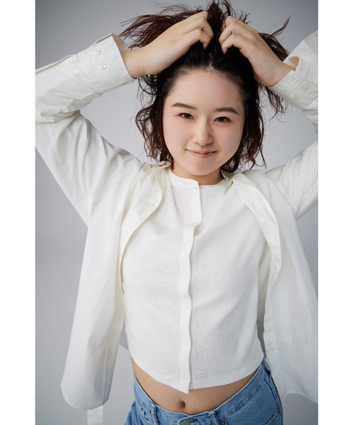 GAP（ギャップ）の「モダン リブ カーディガン シャツ（カーディガン/ボレロ・レディース・ホワイト/ブラック/グレー・XS/S/M/L/XL/XXS）」の14枚目の写真