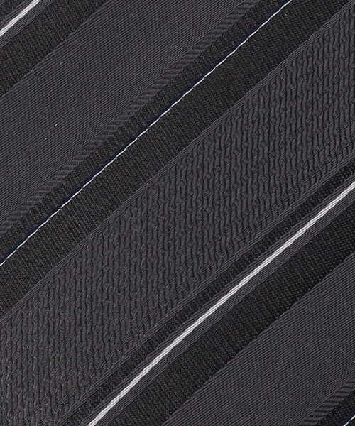 COMME CA ISM（コムサイズム）の「【シルク 100％】シャドー ストライプ ネクタイ（ネクタイ・メンズ・チャコール/レッド/グレー/ネイビー・FREE）」の7枚目の写真