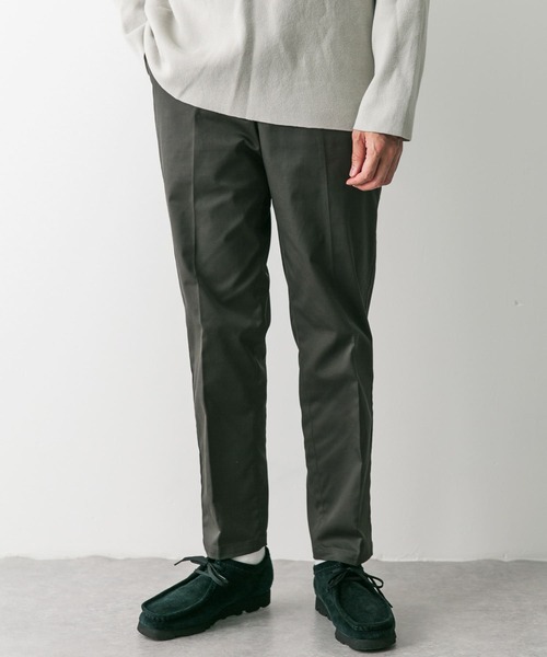 URBAN RESEARCH DOORS（アーバンリサーチドアーズ）の「チノテーパードトラウザー（チノパンツ・メンズ・ベージュ/グリーン系その他/ブラック・SMALL/MEDIUM/LARGE）」の3枚目の写真