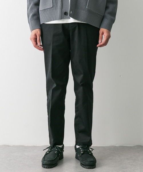 URBAN RESEARCH DOORS（アーバンリサーチドアーズ）の「チノテーパードトラウザー（チノパンツ・メンズ・ベージュ/グリーン系その他/ブラック・SMALL/MEDIUM/LARGE）」の16枚目の写真