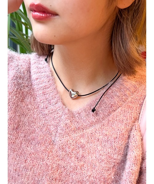 JUMELLE(ジュメロ)の「heart choker(チョーカー・レディース・シルバー・FREE)」の2枚目の写真