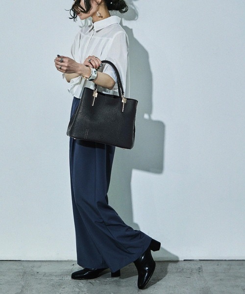 D.KELLY（ディーケリー）の「D.KELLY パンチングデザイントートバッグ 2WAYトートバッグ レディース バッグ（トートバッグ・レディース・グレー/ガンメタ/ブラック/ライトブルー/カーキ/キャメル/ベージュ系その他/レッド/ピンク/ダークブルー/マスタード・ONE SIZE）」の18枚目の写真