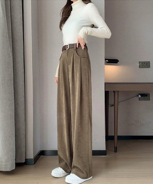 COCOMOMO(ココモモ)の「選べる2タイプ コーデュロイパンツ ストレート 裏起毛 / ノーマル(その他パンツ・レディース・ベージュ/ブラック系/ブラウン/ベージュ系/ワインレッド/ブラウン系/アイボリー/レッド系/ブラック/ホワイト系・M/S/L/XL)」の6枚目の写真