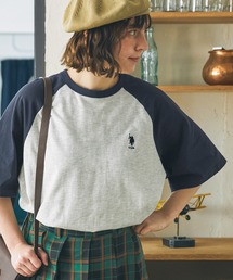 U.S. POLO ASSN.（ユーエスポロアッスン）の「U.S. POLO ASSN. 別注 ワンポイント刺繍 ラグランTシャツ（Tシャツ/カットソー・レディース）」