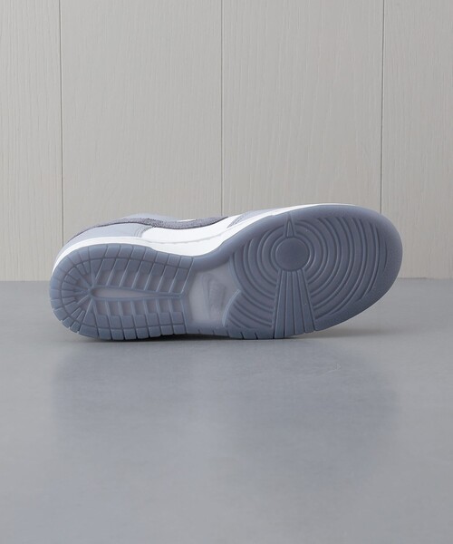 NIKE（ナイキ）の「＜NIKE＞ DUNK LOW RETRO SE/シューズ（スニーカー・メンズ・ライトグレー・26.5cm/27cm/27.5cm/26cm/28.5cm/28cm）」の6枚目の写真