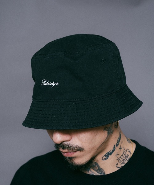 Subciety(サブサエティ)の「BUCKET HAT(ハット・メンズ・ブラック/ホワイト・FREE)」の2枚目の写真
