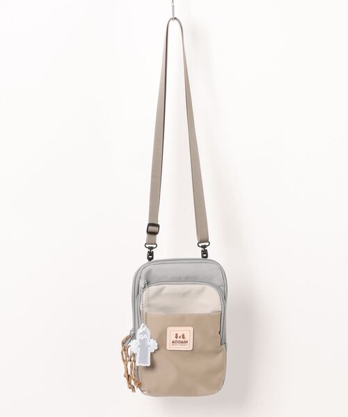 MOOMIN(ムーミン)の「ムーミン ショルダーバッグ ナイロン 軽量 軽い 小さめ RMNL-01(ショルダーバッグ・レディース・ブラック/グレー/レッド/グリーン・FREE)」の1枚目の写真