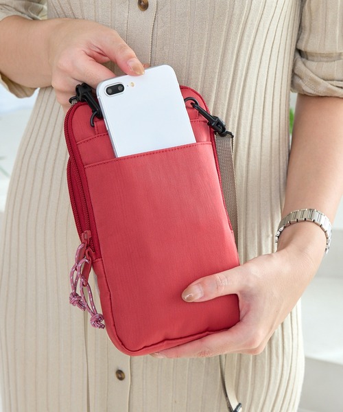 MOOMIN(ムーミン)の「ムーミン ショルダーバッグ ナイロン 軽量 軽い 小さめ RMNL-01(ショルダーバッグ・レディース・ブラック/グレー/レッド/グリーン・FREE)」の10枚目の写真