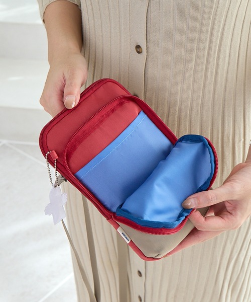 MOOMIN(ムーミン)の「ムーミン ショルダーバッグ ナイロン 軽量 軽い 小さめ RMNL-01(ショルダーバッグ・レディース・ブラック/グレー/レッド/グリーン・FREE)」の8枚目の写真