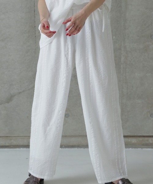 rbby ROSEBUD（アールビーバイローズバッド）の「(rbby ROSEBUD)サッカーイージーパンツ（その他パンツ・レディース・ホワイト/ブラック/ブルー・FREE）」の2枚目の写真