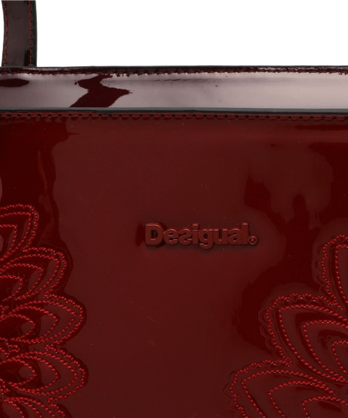 Desigual（デシグアル）の「「Desigual/デシグアル」エナメルトートバッグ（トートバッグ・レディース・ワインレッド/ブラック・ONE SIZE）」の10枚目の写真