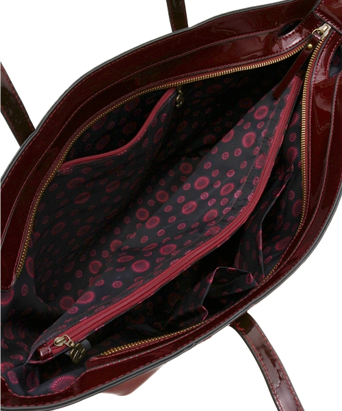 Desigual（デシグアル）の「「Desigual/デシグアル」エナメルトートバッグ（トートバッグ・レディース・ワインレッド/ブラック・ONE SIZE）」の12枚目の写真