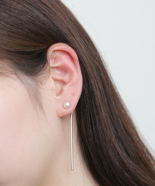Peony(ピオニー)の「【Peony/ピオニー】/ポイントパール ロングピアス(ピアス(両耳用)・レディース・ゴールド/シルバー・FREE)」の1枚目の写真
