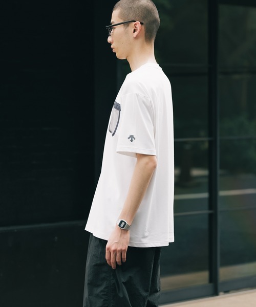 DESCENTE(デサント)の「DESCENTE/デサント RASH H/S T-SHIRT Tシャツ(Tシャツ/カットソー・メンズ・ホワイト/ブラック・O/M/L)」の9枚目の写真