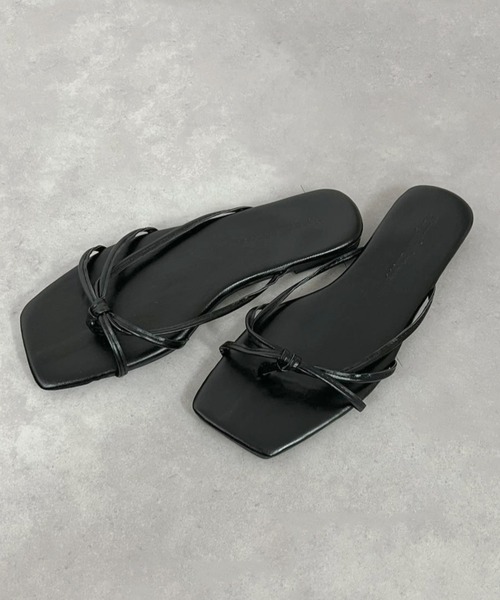 mebole(メボレ)の「ナローストラップサンダル(サンダル・レディース・ブラック/シルバー/ゴールド・LARGE/MEDIUM/SMALL)」の9枚目の写真