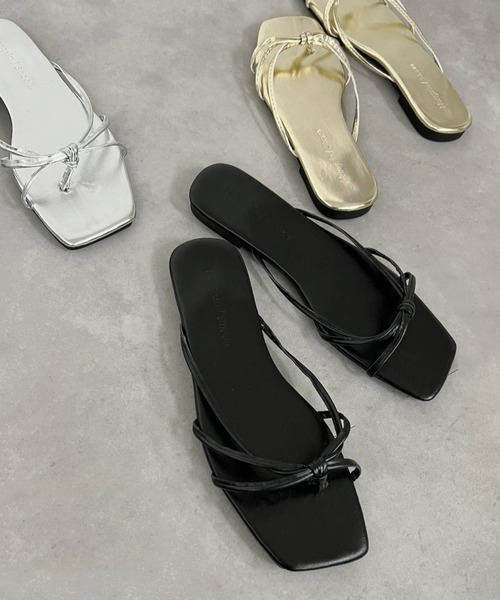 mebole(メボレ)の「ナローストラップサンダル(サンダル・レディース・ブラック/シルバー/ゴールド・LARGE/MEDIUM/SMALL)」の13枚目の写真