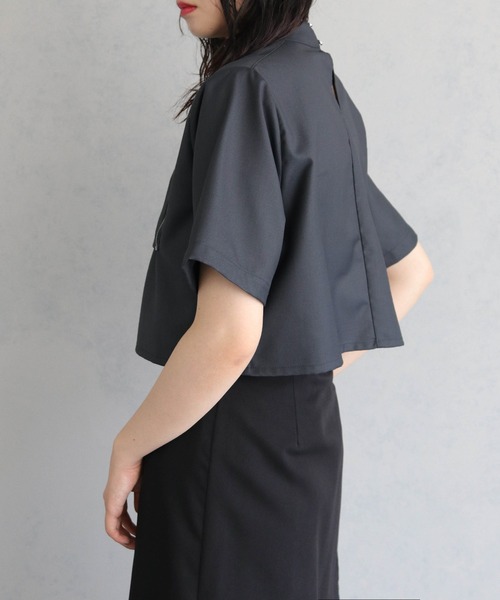 &g'aime（アンジェム）の「【&g’aime】ハイネック半袖ジップブラウス（シャツ/ブラウス・レディース・ブラック/チャコールグレー・FREE）」の21枚目の写真