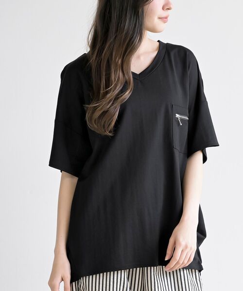 rps(アールピーエス)の「ZIPポケットVネックワイドT(Tシャツ/カットソー・レディース・チャコールグレー/カーキ/ブラック/ブルー・フリー)」の2枚目の写真