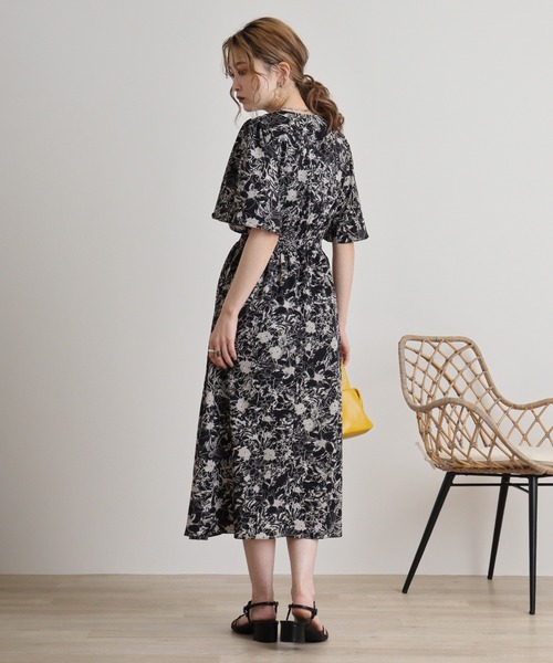 MARBLE WALTS（マーブルワルツ）の「MARBLE WALTZ　ウエストシャーリング半袖ワンピース（ワンピース・レディース・ピンクベージュ/ブラック/キナリ/ベージュ・M）」の11枚目の写真