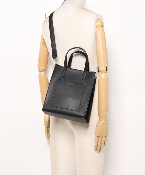 VENCEEXCHANGE（ヴァンスエクスチェンジ）の「シンシア2WAYバッグ（ショルダーバッグ・レディース・オフホワイト/ベージュ/ブラウン/グレー/ブラック/ネイビー・FREE）」の10枚目の写真