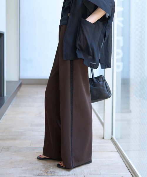 Rouge vif Anna(ルージュヴィフアンナ)の「【人気追加】カットジャージサイドラインパンツ/ウエストゴム(その他パンツ・レディース・ブラック/ブラウン/ベージュ・36/38)」の11枚目の写真