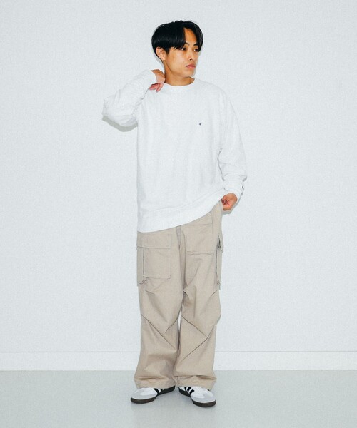 Champion（チャンピオン）の「Champion × BEAMS / 別注 リバースウィーブ(R) ロングスリーブ Tシャツ（Tシャツ/カットソー・メンズ・ブラック/オートミール/ホワイト・S/XL/L/M）」の13枚目の写真