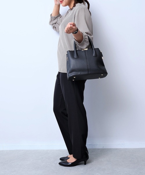 fleur by mint breeze(フルールバイミントブリーズ)の「【L~5L 大きいサイズ】サテンテーパードパンツ(その他パンツ・レディース・ブラック/カーキ・4L/3L/LL/L/5L)」の17枚目の写真