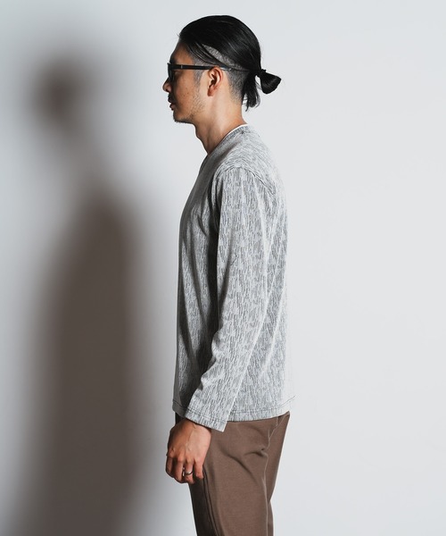 RATTLE TRAP(ラトルトラップ)の「ジャガードレイヤードVネック(Tシャツ/カットソー・メンズ・ブラック/ホワイト・LL/L/M/S)」の4枚目の写真