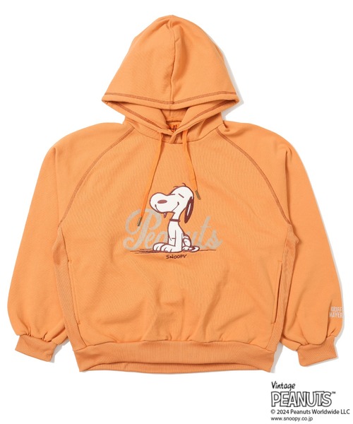 KRIFF MAYER Lady's Collection（クリフメイヤーレディースコレクション）の「裏起毛スヌーピーゆるパーカー（パーカー・レディース・カーキ/ナチュラル/カラフル/チャコール/オレンジ・MEDIUM/LARGE）」の16枚目の写真