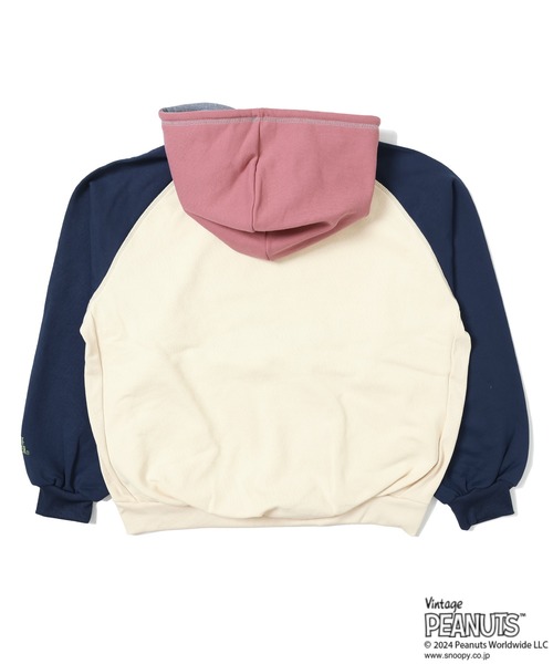 KRIFF MAYER Lady's Collection（クリフメイヤーレディースコレクション）の「裏起毛スヌーピーゆるパーカー（パーカー・レディース・カーキ/ナチュラル/カラフル/チャコール/オレンジ・MEDIUM/LARGE）」の19枚目の写真