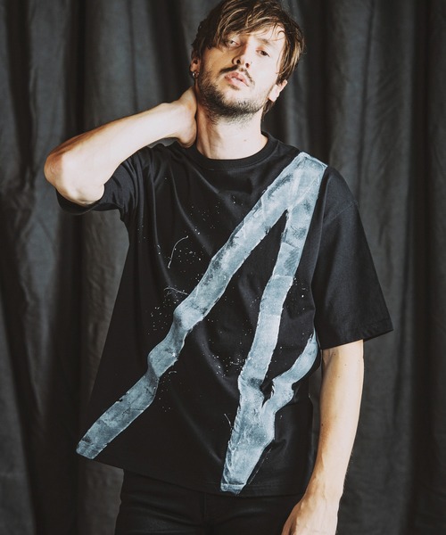 NO ID.(ノーアイディ)の「【NO ID.】NO Paint Loose Crew Neck T-Shirt / NO ペイント ルーズ クルーネック Tシャツ(Tシャツ/カットソー・メンズ・ホワイト×ブラック/ブラック×ホワイト/ブラック×レッド/ホワイト×ブルー・ONE SIZE)」の22枚目の写真