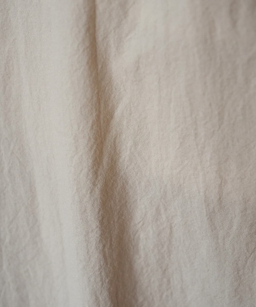 STYLE DELI(スタイルデリ)の「【LUXE】フレアスリーブAラインワンピース(ワンピース・レディース・ブラック/ライトベージュ・MEDIUM/SMALL)」の14枚目の写真