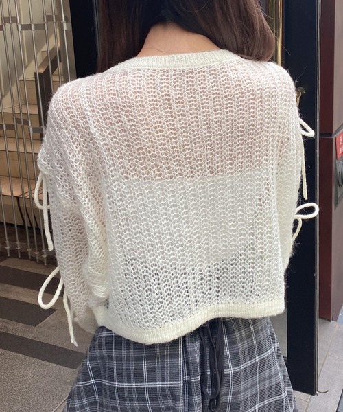 INGNI（イング）の「ショルダースリットリボンモヘアニット（ニット/セーター・レディース・ライトブルー/アイボリー/ピンク/杢グレー・M）」の7枚目の写真