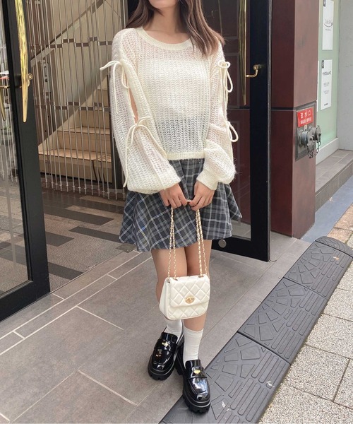 INGNI（イング）の「ショルダースリットリボンモヘアニット（ニット/セーター・レディース・ライトブルー/アイボリー/ピンク/杢グレー・M）」の8枚目の写真