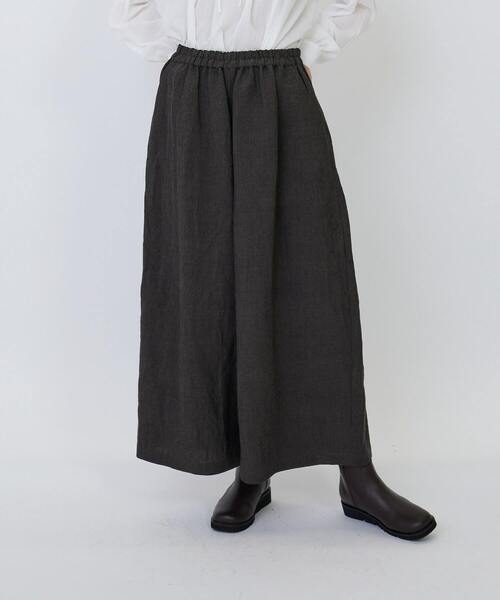 未使用定価3.3万円ロワズィールLOISIRバンブーリネンボトルシルエットパンツ LOISIR（ロワズィール）の「バンブーリネンボトルシルエットパンツ