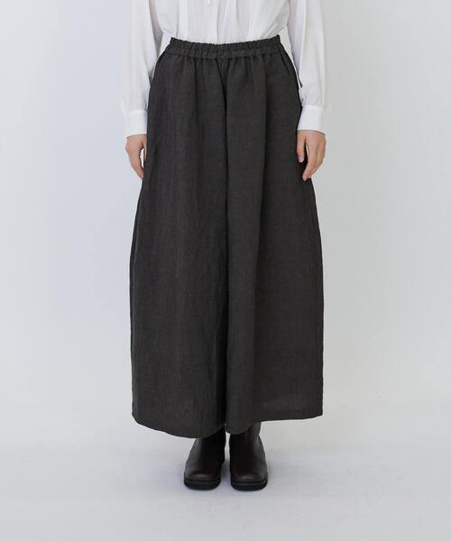 未使用定価3.3万円ロワズィールLOISIRバンブーリネンボトルシルエットパンツ LOISIR（ロワズィール）の「バンブーリネンボトルシルエットパンツ