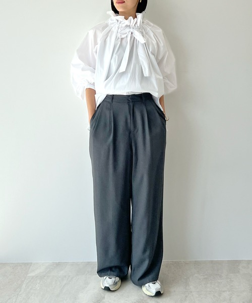 STELLA FISH(ステラフィッシュ)の「Twill Tuck Wide Pants(スラックス・レディース・ブラック/グレー・FREE)」の4枚目の写真