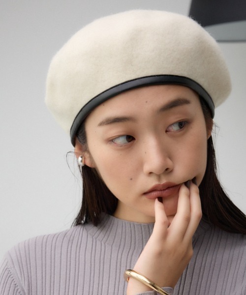 AZUL by moussy（アズールバイマウジー）の「バスクベレー（ハンチング/ベレー帽・レディース・グレー/アイボリー/ブラック・FREE）」の2枚目の写真