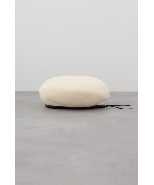 AZUL by moussy（アズールバイマウジー）の「バスクベレー（ハンチング/ベレー帽・レディース・グレー/アイボリー/ブラック・FREE）」の6枚目の写真