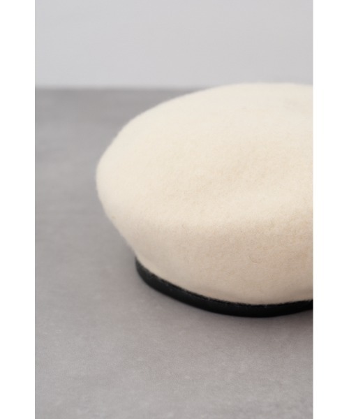 AZUL by moussy（アズールバイマウジー）の「バスクベレー（ハンチング/ベレー帽・レディース・グレー/アイボリー/ブラック・FREE）」の9枚目の写真