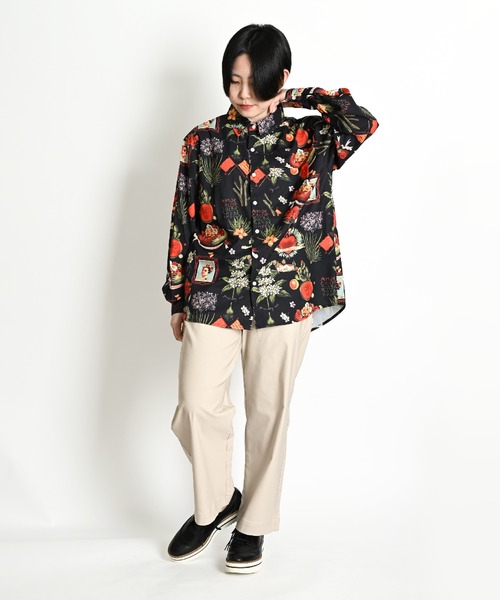 MARAI(マーライ)の「レギュラーカラー 派手柄長袖シャツ(シャツ/ブラウス・レディース・ホワイト/ブラック/ブルー/イエロー・FREE)」の18枚目の写真