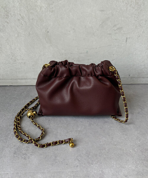 DouDou（ドゥドゥ）の「ギャザーチェーンショルダー（ショルダーバッグ・レディース・ブラック/レッド/ブラウン・FREE）」の11枚目の写真