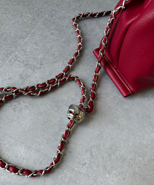 DouDou（ドゥドゥ）の「ギャザーチェーンショルダー（ショルダーバッグ・レディース・ブラック/レッド/ブラウン・FREE）」の17枚目の写真