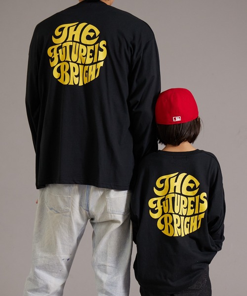 PAIRMANON STREET（ペアマノンストリート）の「【PAIRMANON STREET】【リンクコーデ】【大人サイズ】バックプリント 長袖 Tシャツ（Tシャツ/カットソー・メンズ・ブルー系その他2/ブラック系その他2/ホワイト系その他2/ブラック系その他5/ブラック系その他3/ブラック系その他/ブルー系その他/イエロー/ベージュ系その他/ホワイト系その他3/ホワイト系その他・FREE）」の5枚目の写真